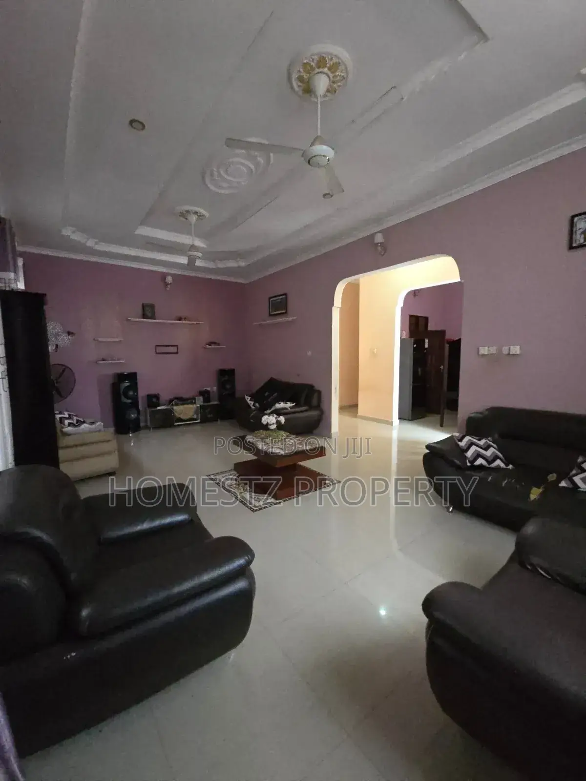 4bdrm House in Kunduchi Mtongani, Kinondoni for sale in Kinondoni