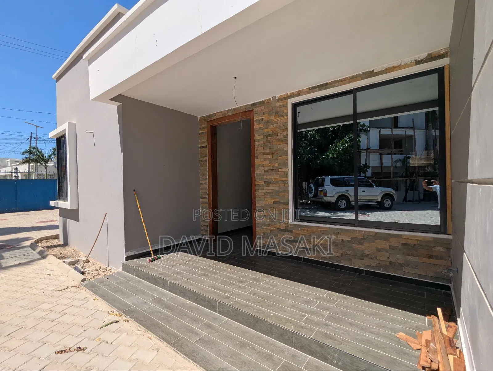 17bdrm Block of Flats in Compound, Masaki for rent in Masaki