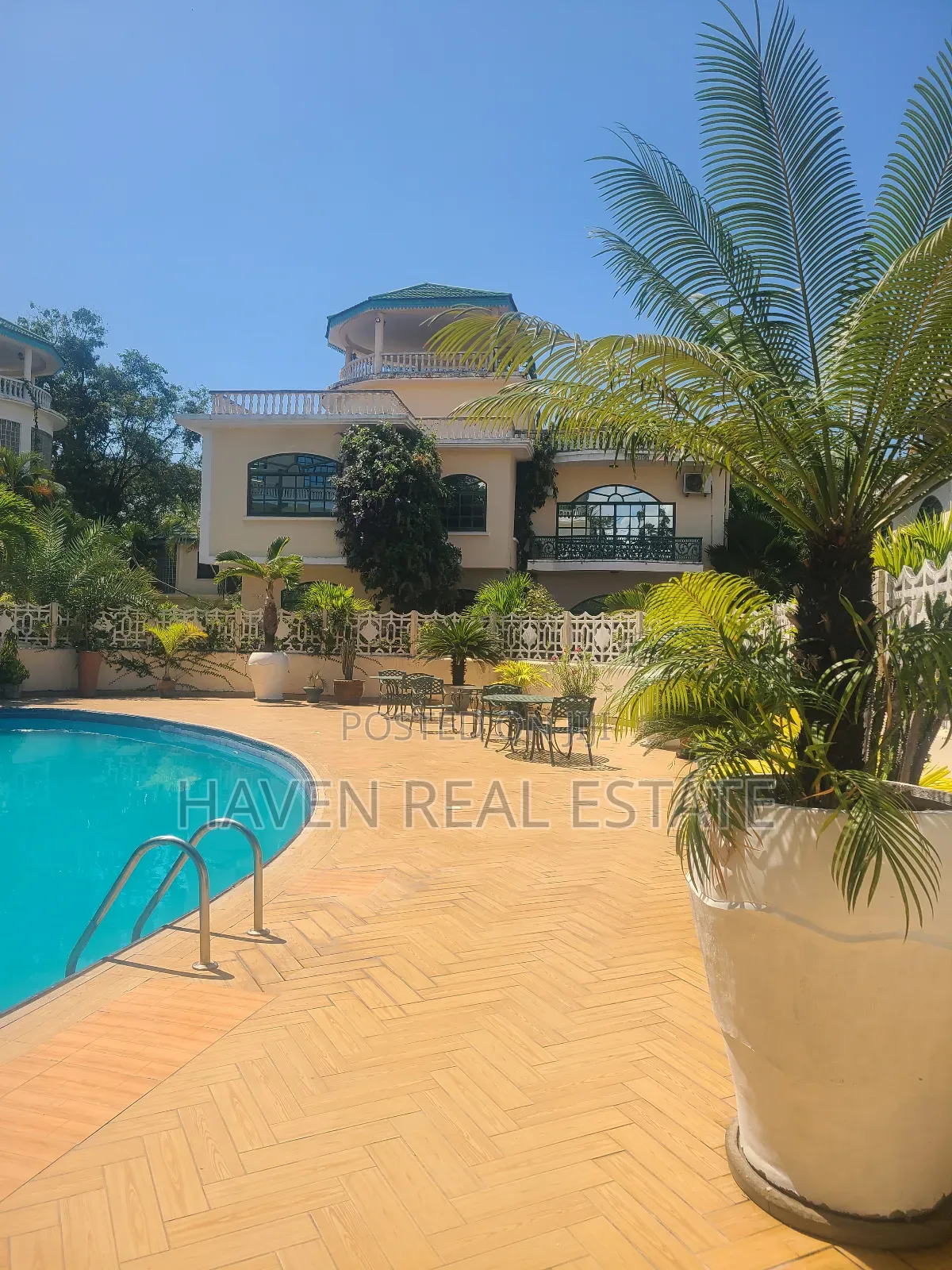 Furnished 4bdrm Villa in Oyster Bay for rent in Oyster Bay