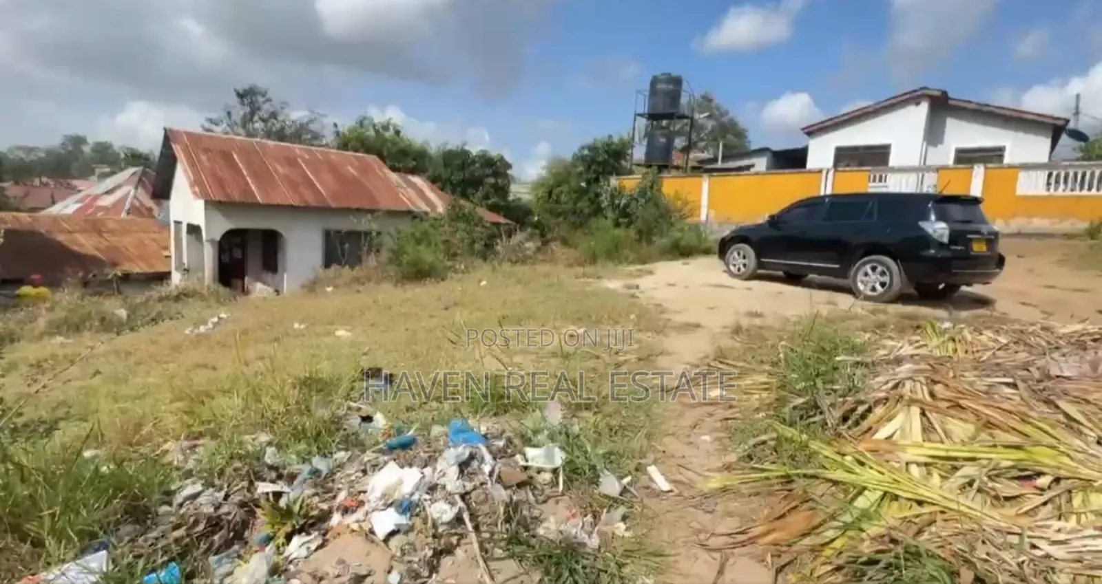 Kiwanja Kinauzwa Makongo CCM in Makongorosi