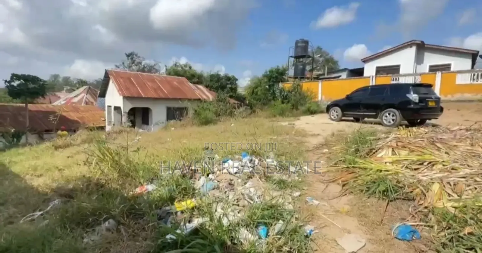 Kiwanja Kinauzwa Makongo CCM in Makongorosi