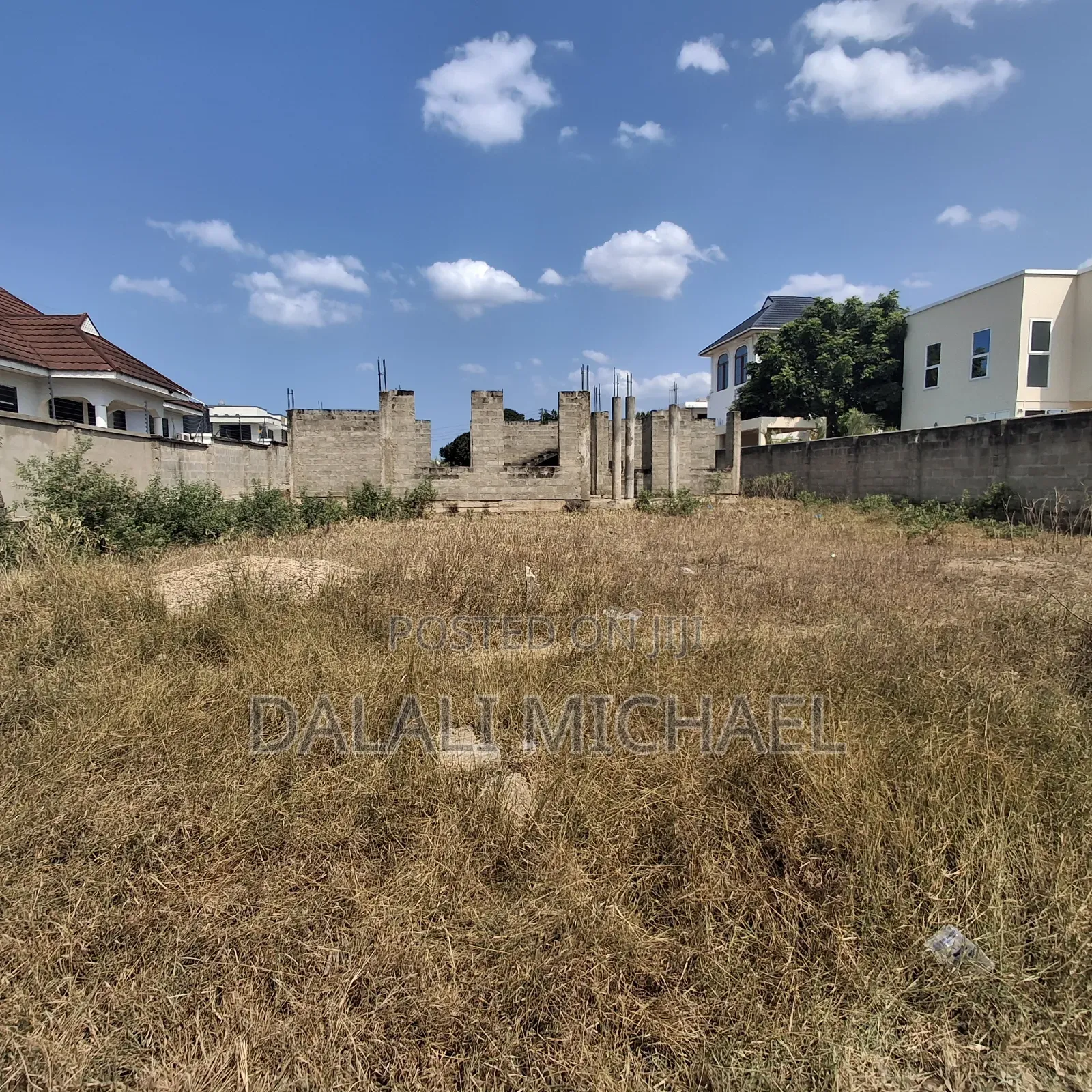Kiwanja Kinauzwa Mbweni JKT in Mbweni