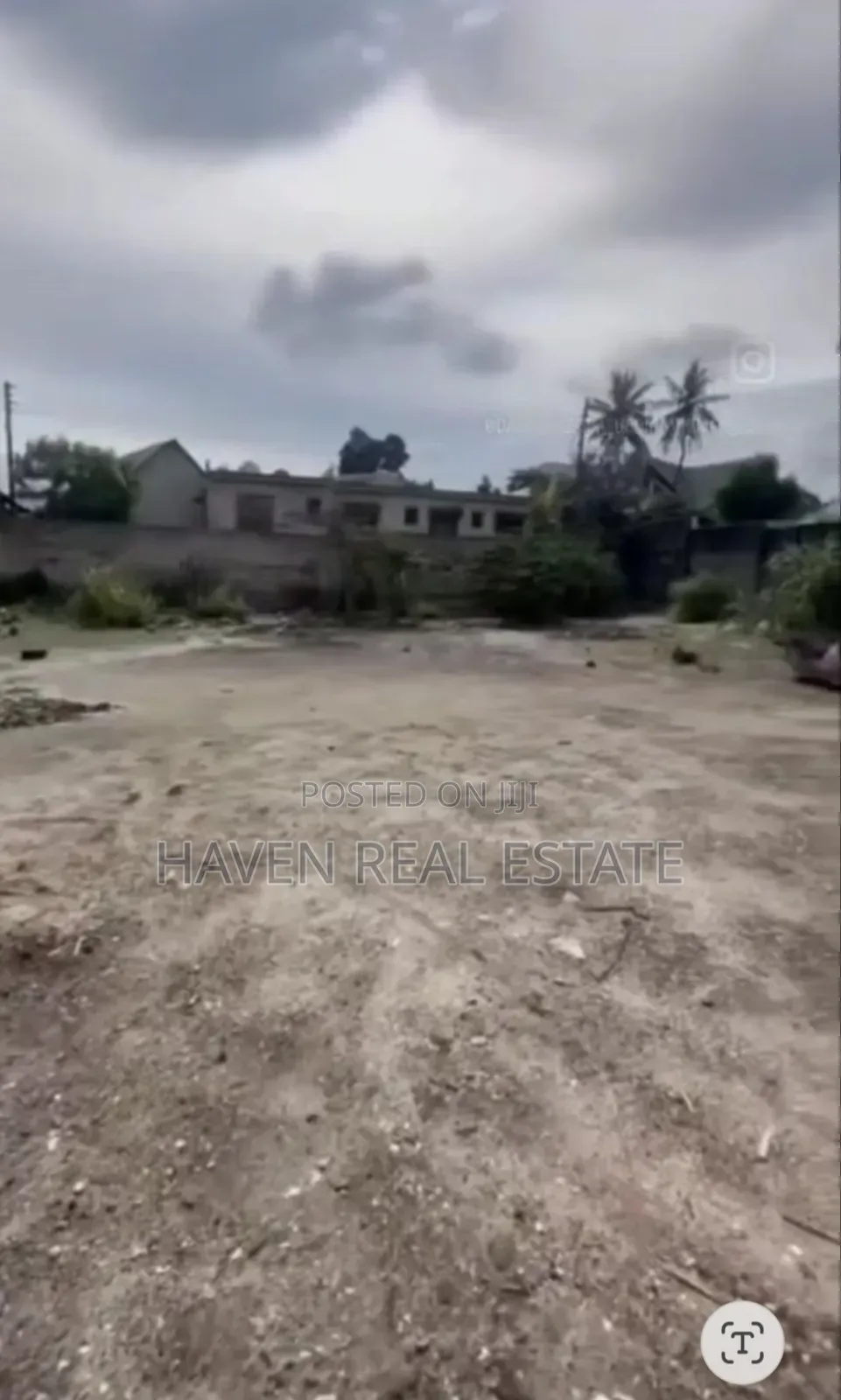 Yard Inauzwa Ubungo River Side in Makuburi