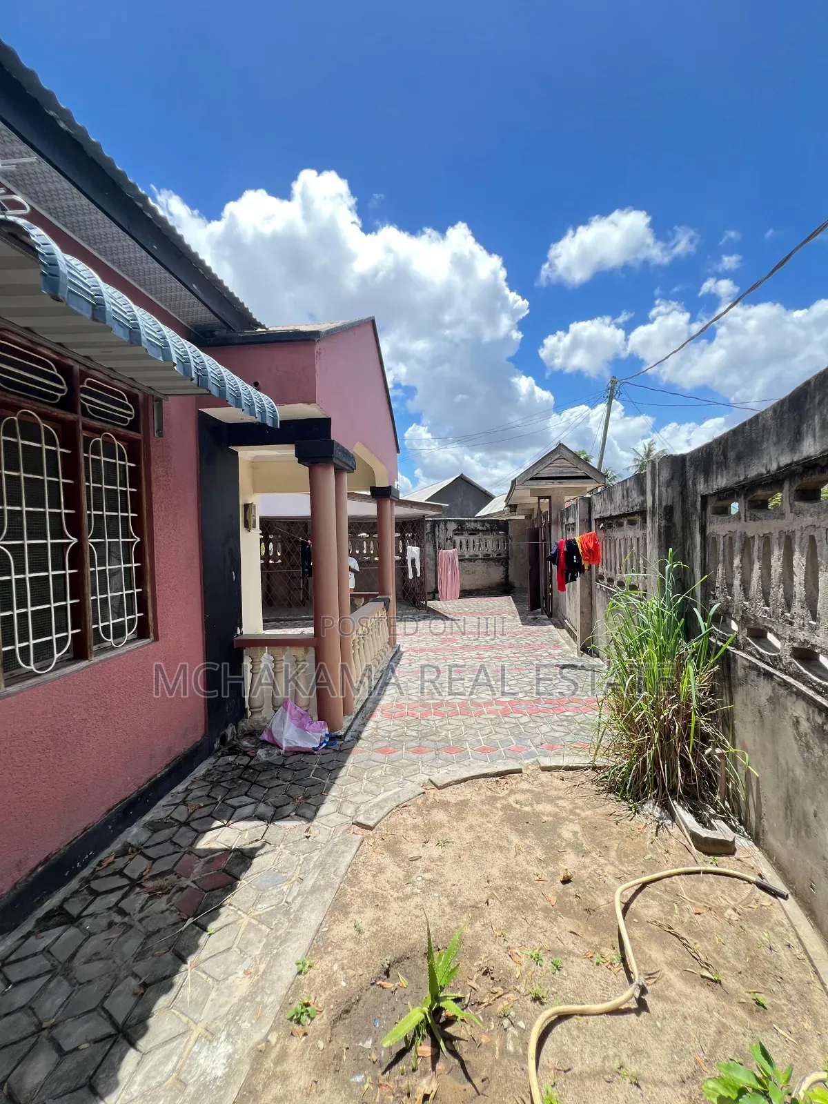 3bdrm House in Mchakama Real Estate, Kitunda for sale in Kitunda