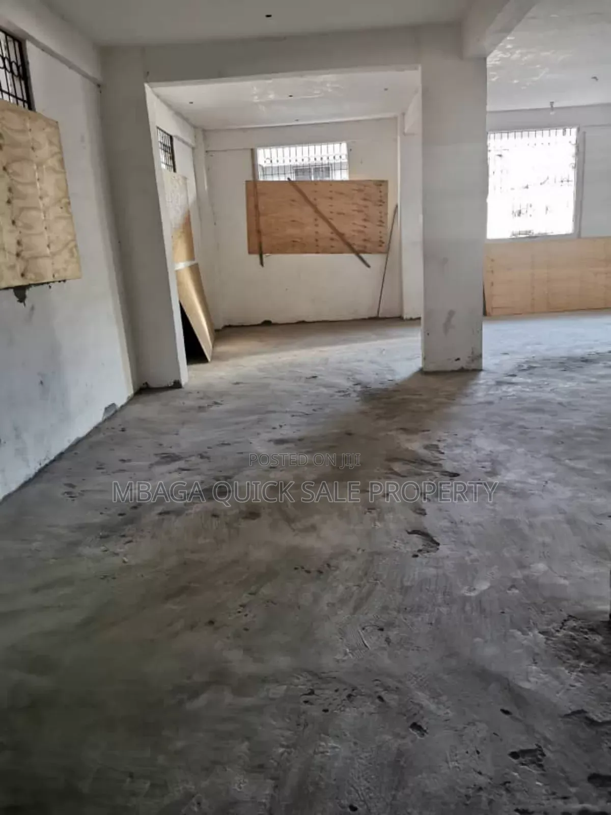 Godown Area SQM 100 for Rent at Kariakoo in Kariakoo