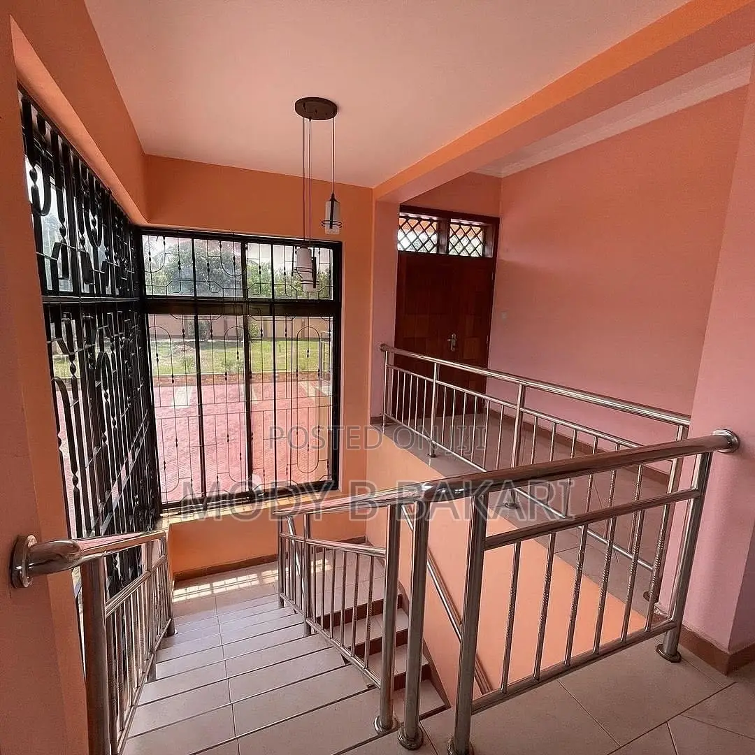 6bdrm House in Mbweni for rent in Mbweni