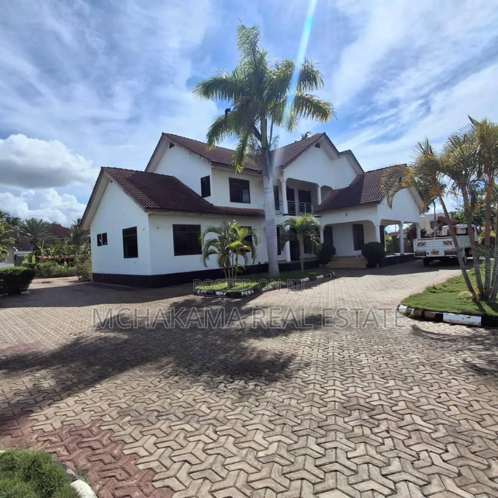 5bdrm Block of Flats in Mchakama Real Estate, Kunduchi for sale in Kunduchi
