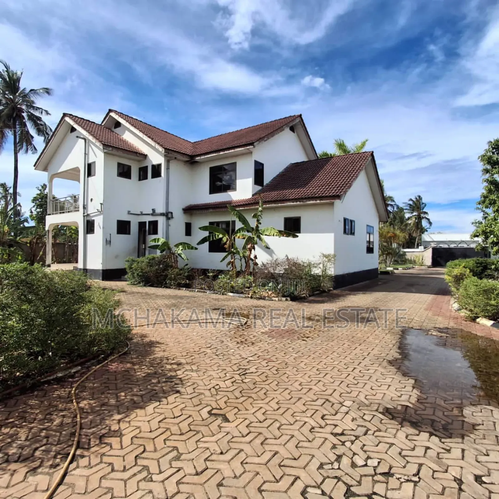 5bdrm Block of Flats in Mchakama Real Estate, Kunduchi for sale in Kunduchi