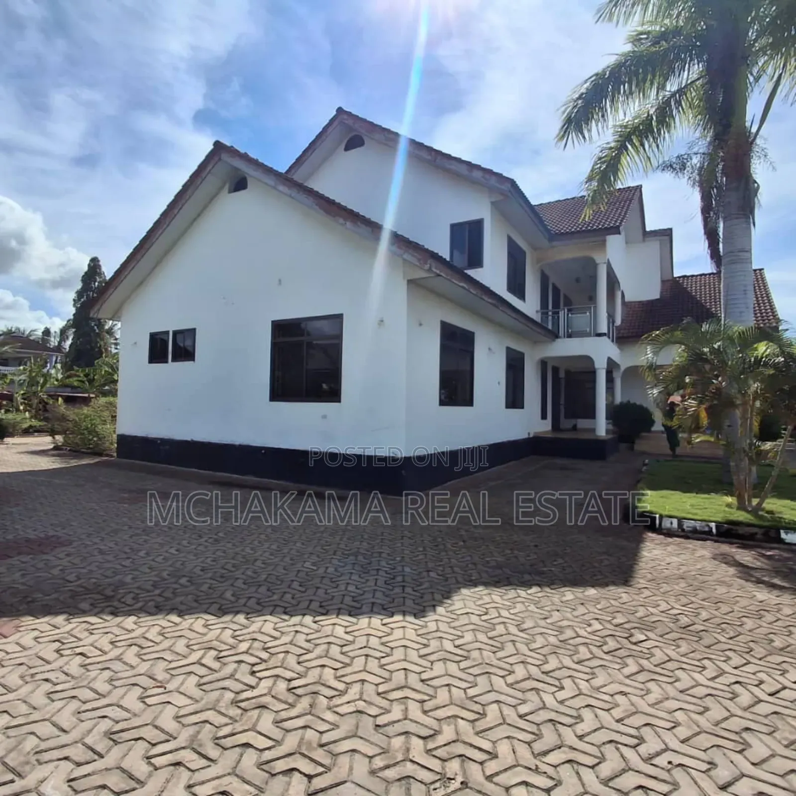 5bdrm Block of Flats in Mchakama Real Estate, Kunduchi for sale in Kunduchi