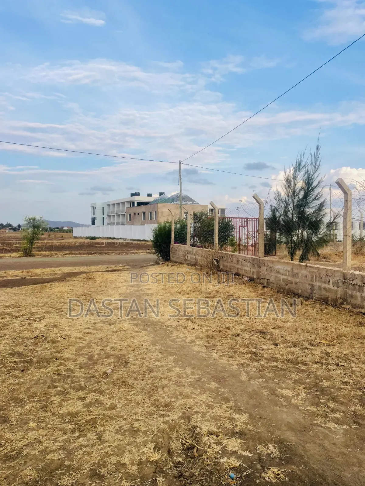 Boma Ng'ombe Kwa Wasomali Stendi Mita 50 Toka Lami in Arusha