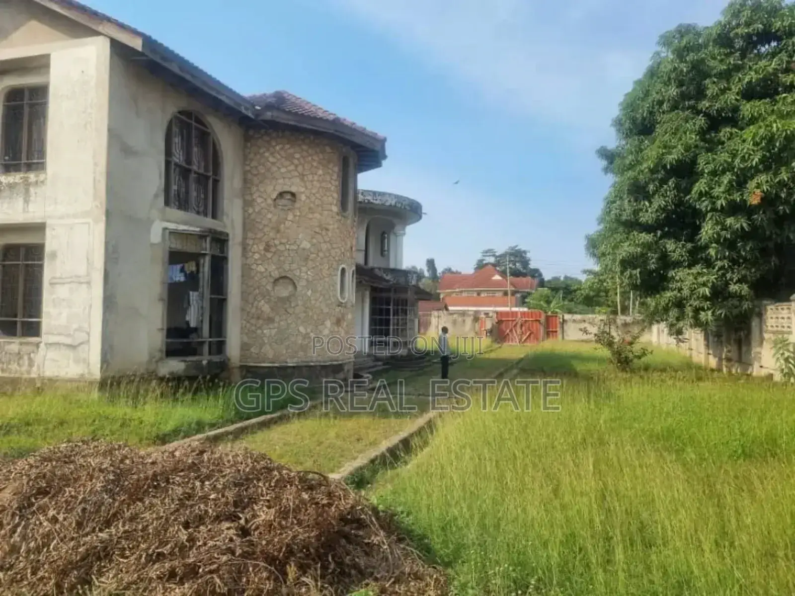 6bdrm House in Mbezi Beach Shoppers, Kinondoni for sale in Kinondoni