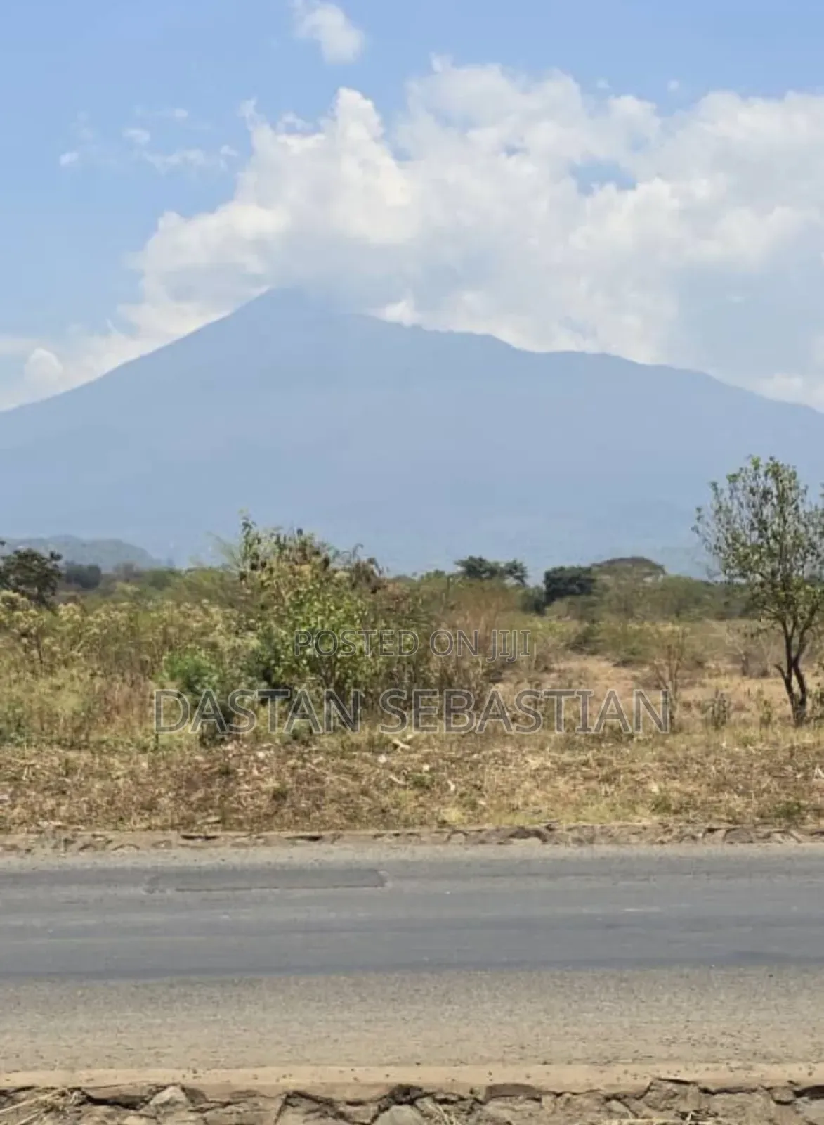 Kikatiti Viwanja Lami Kabisaa in Arusha
