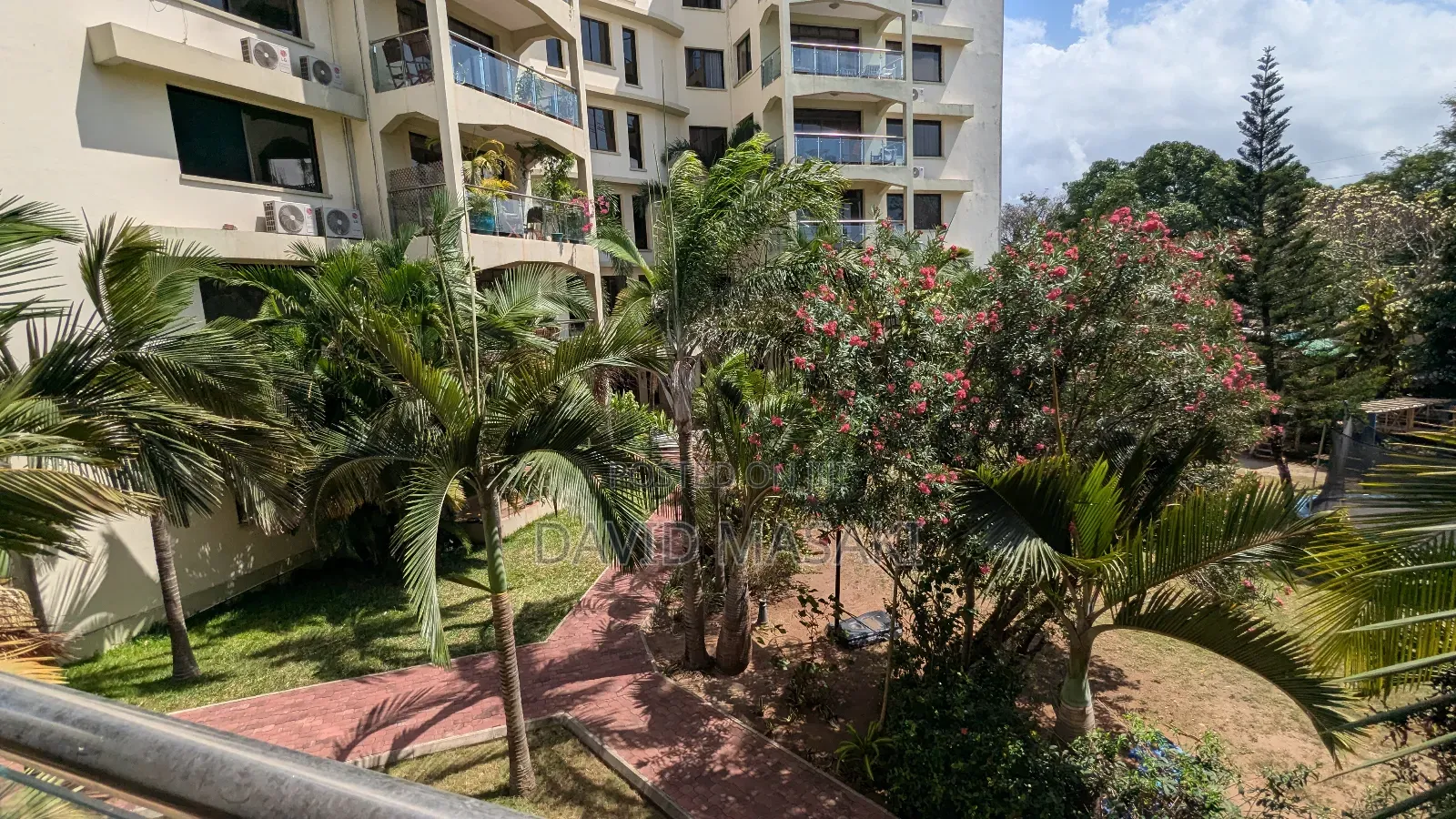 Furnished 3bdrm Apartment in Quality Homes, Oyster Bay for rent in Oyster Bay