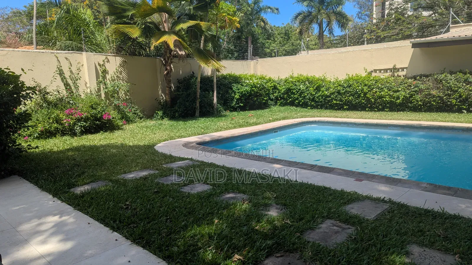 Furnished 3bdrm Townhouse / Terrace in The Court, Oyster Bay for rent in Oyster Bay