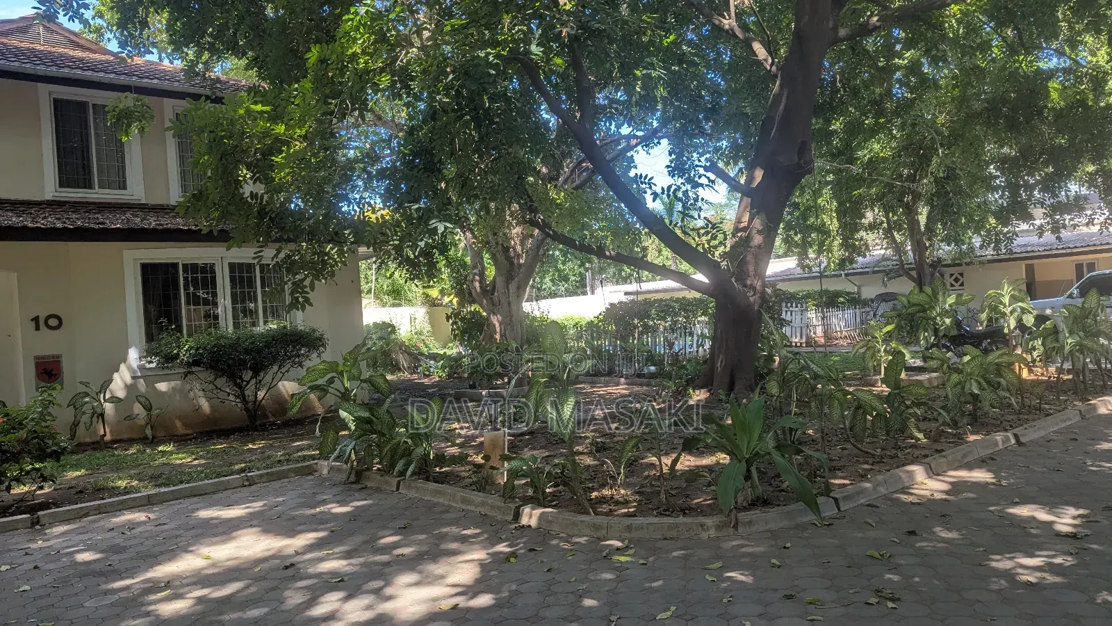 Furnished 3bdrm Townhouse / Terrace in The Court, Oyster Bay for rent in Oyster Bay