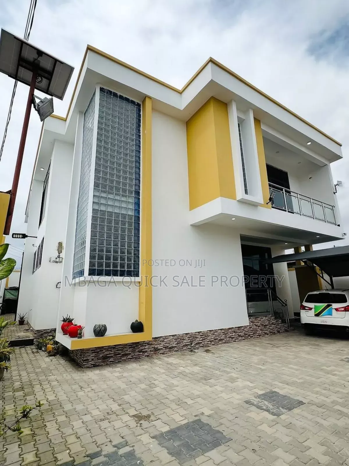 4bdrm House in Makumbusho, Sinza for sale in Sinza