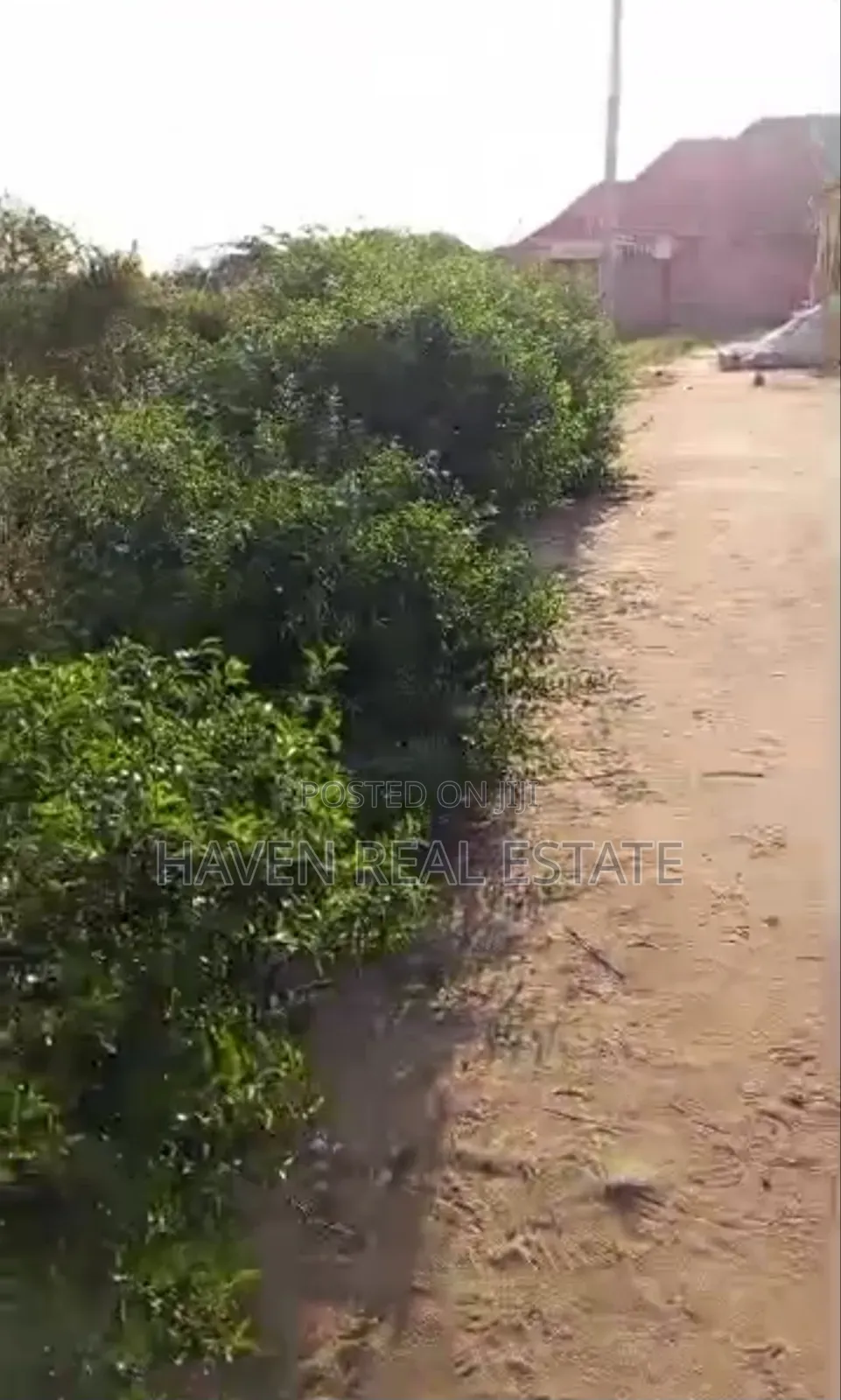 Kiwanja Kinauzwa Mbezi Msakuzi in Mbezi