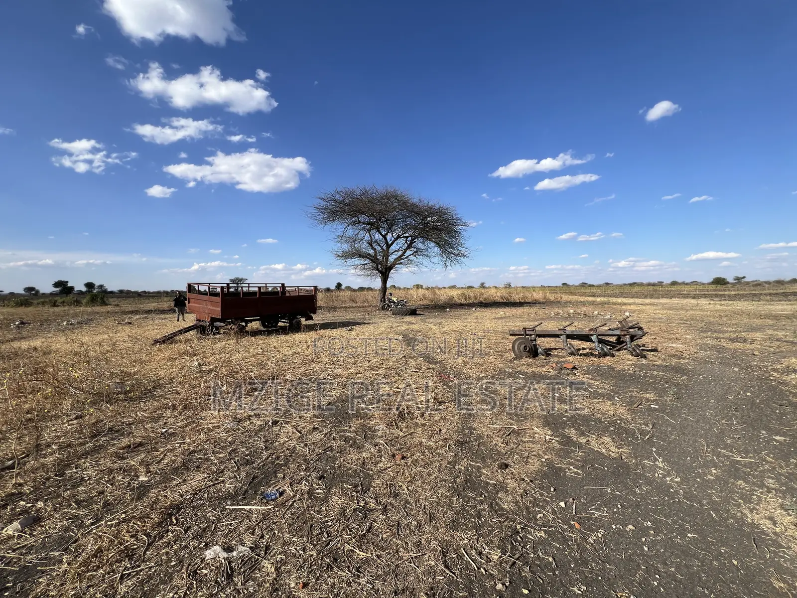 Shamba La Ekari 121.7 Linauzwa Galapo Kijiji Cha Endadoshi-Manyara in Qash