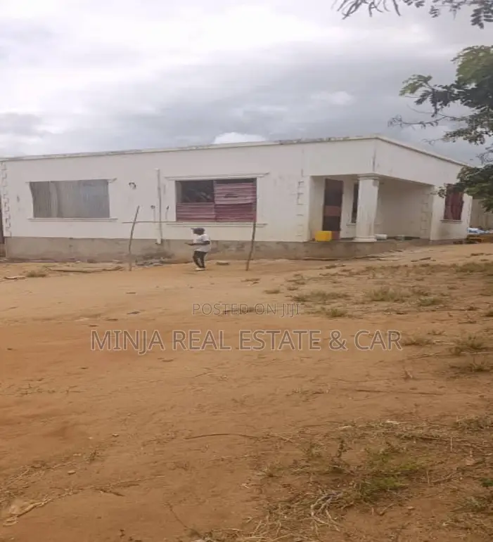 Plot for Sale Salasala Iptl in Goba