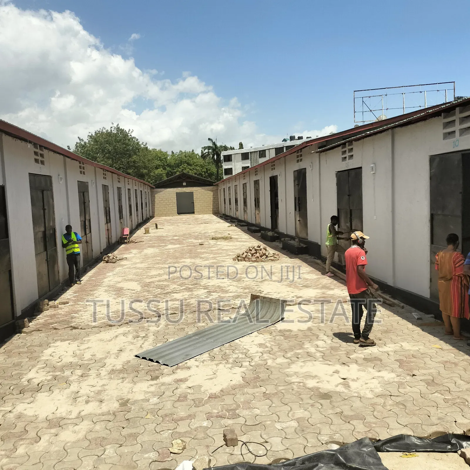 Warehouse for Rent Ilala Boma(1.5m-2.5m) in Mbezi Beach
