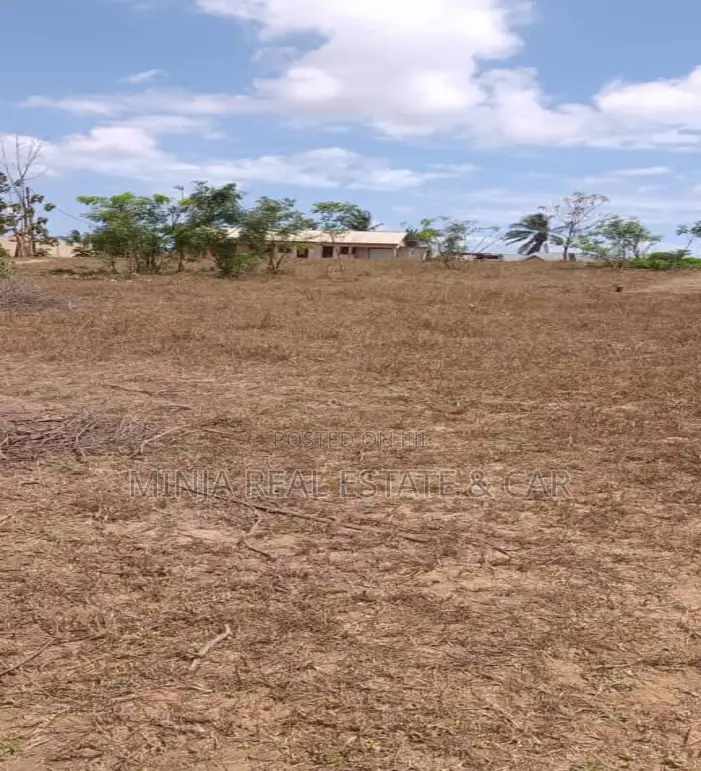 Plot for Sale Madale Flamingo in Goba