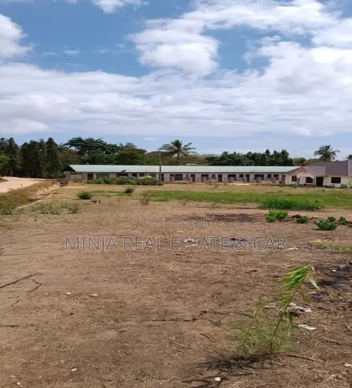 Plot for Sale Madale Police in Goba