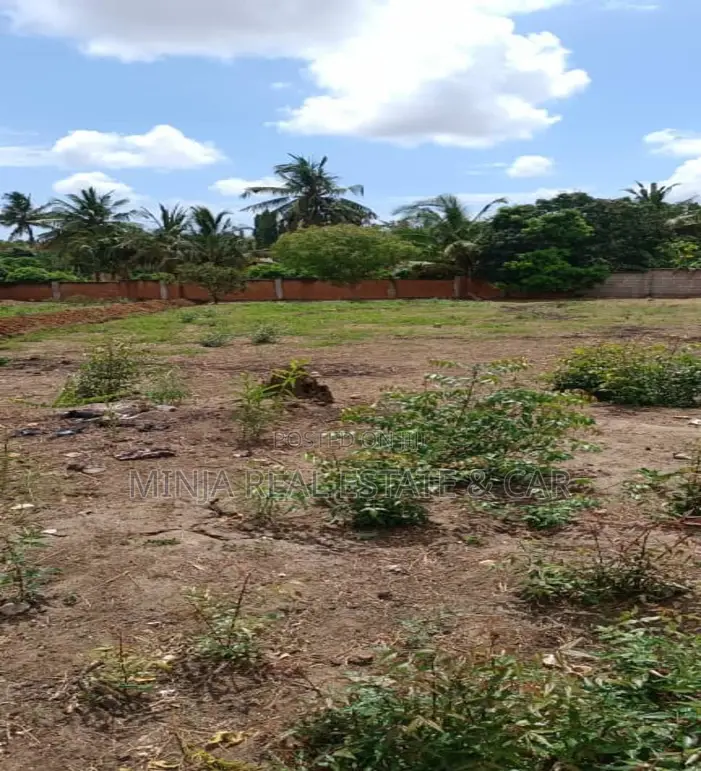 Plot for Sale Madale Police in Goba
