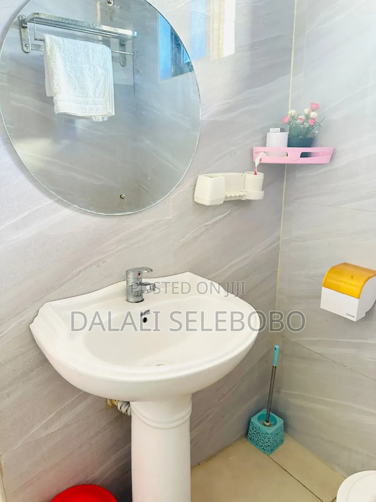 3bdrm Block of Flats in Kariakoo for sale in Kariakoo