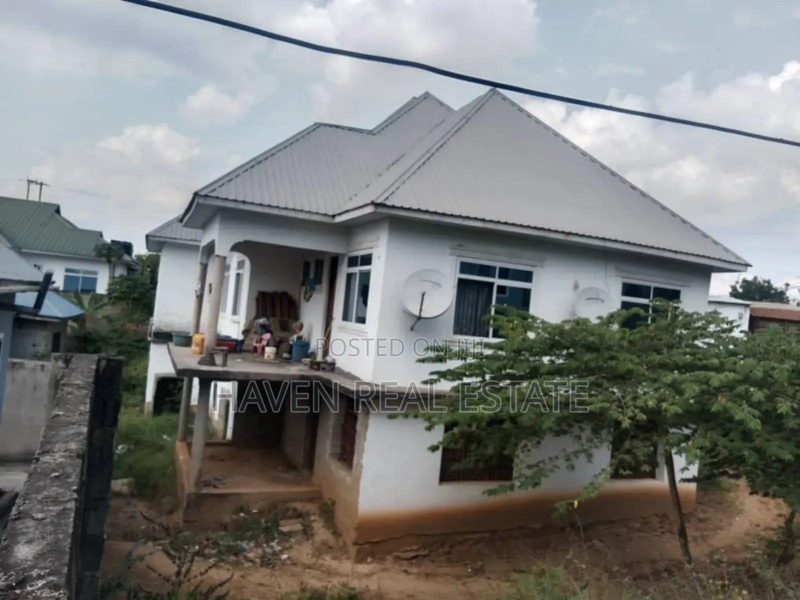 7bdrm House in Kinyerezi for sale in Kinyerezi