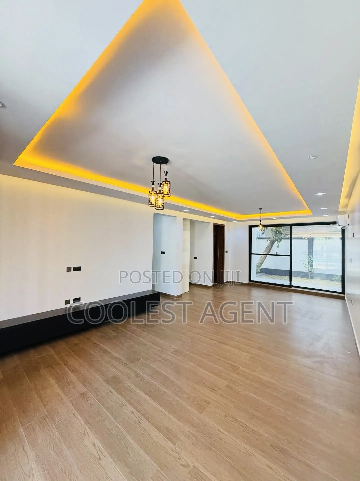 4bdrm Villa in Coolest Estate, Oyster Bay for rent in Oyster Bay