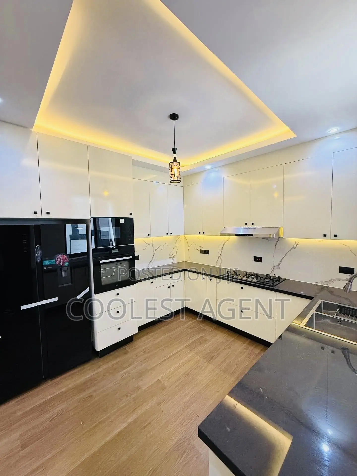 4bdrm Villa in Coolest Estate, Oyster Bay for rent in Oyster Bay