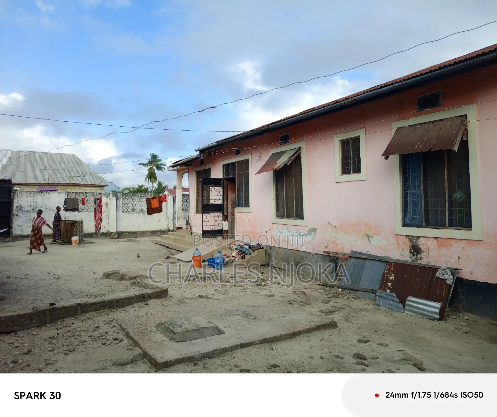 13bdrm House in Tanzania Daresalaam for sale in Ukonga