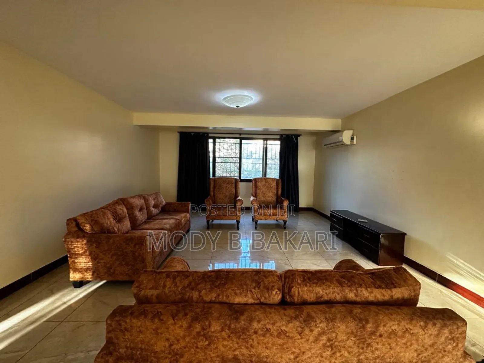 Furnished 4bdrm Apartment in Oyster Bay for rent in Oyster Bay