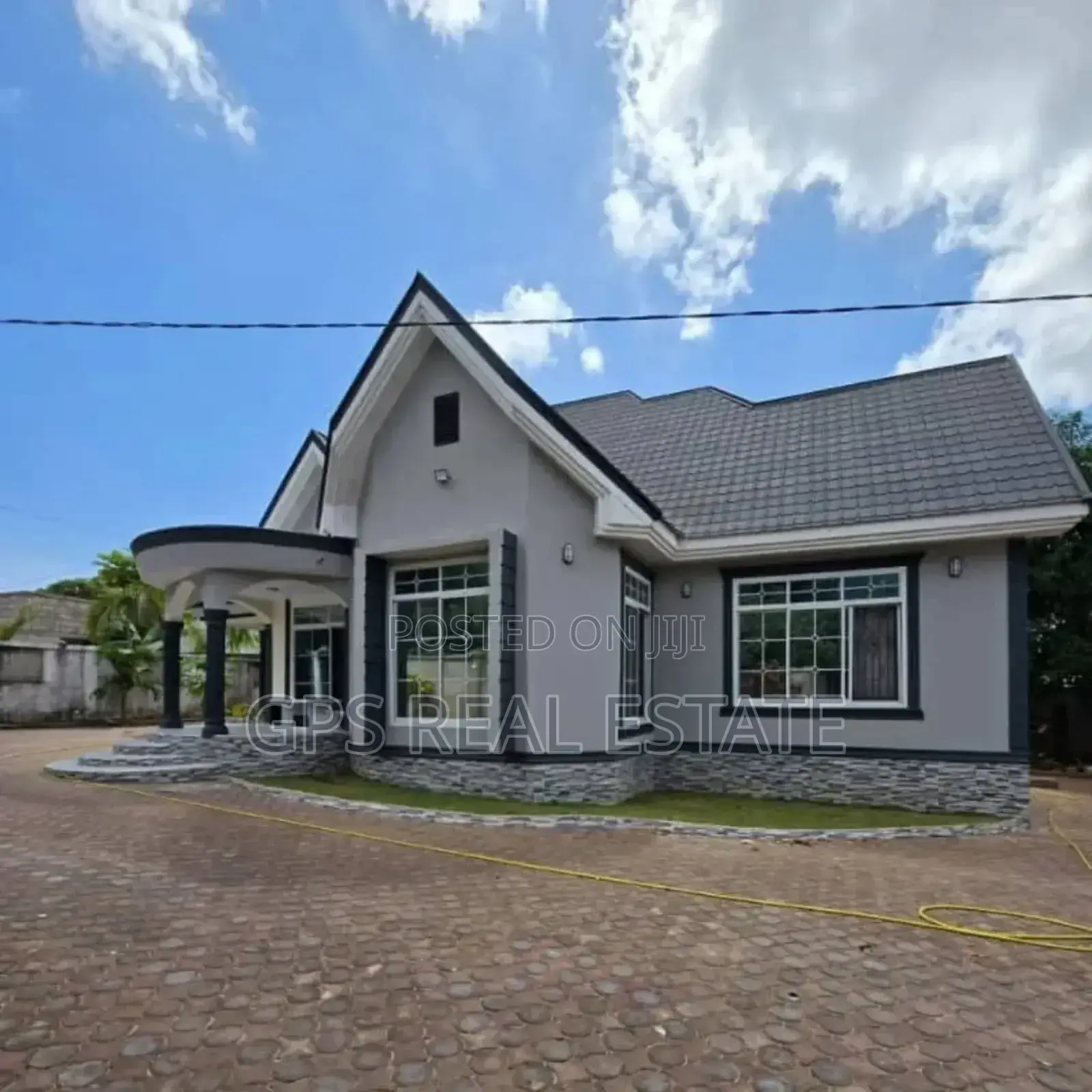 3bdrm House in Mwongozo, Kigamboni for sale in Kigamboni