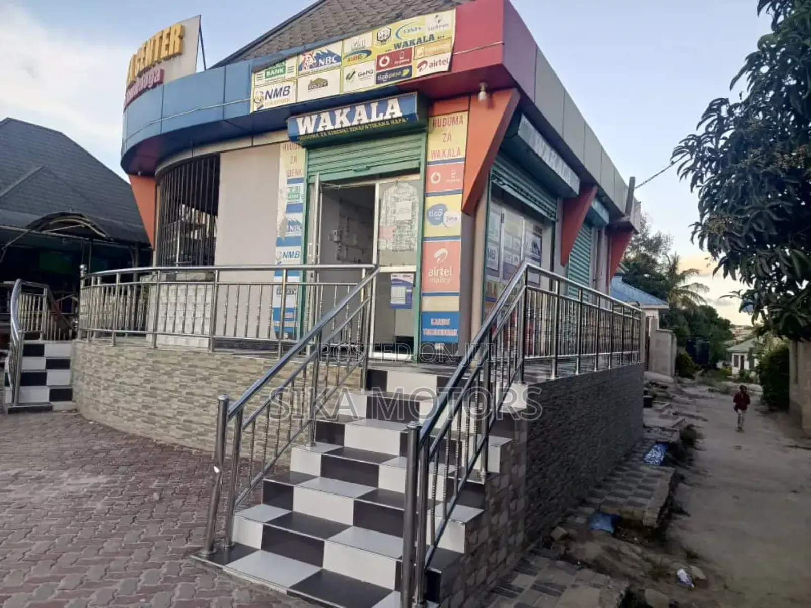 18bdrm Villa in Kinondoni for sale in Kinondoni