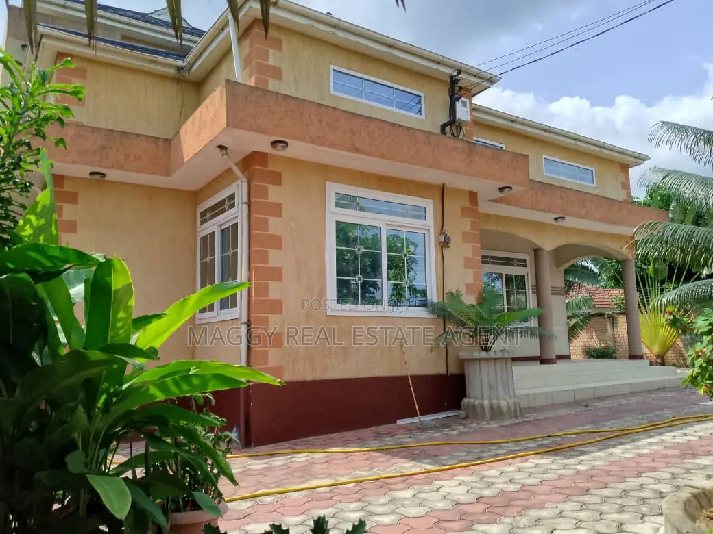 5bdrm House in Bunju Beach for rent in Bunju