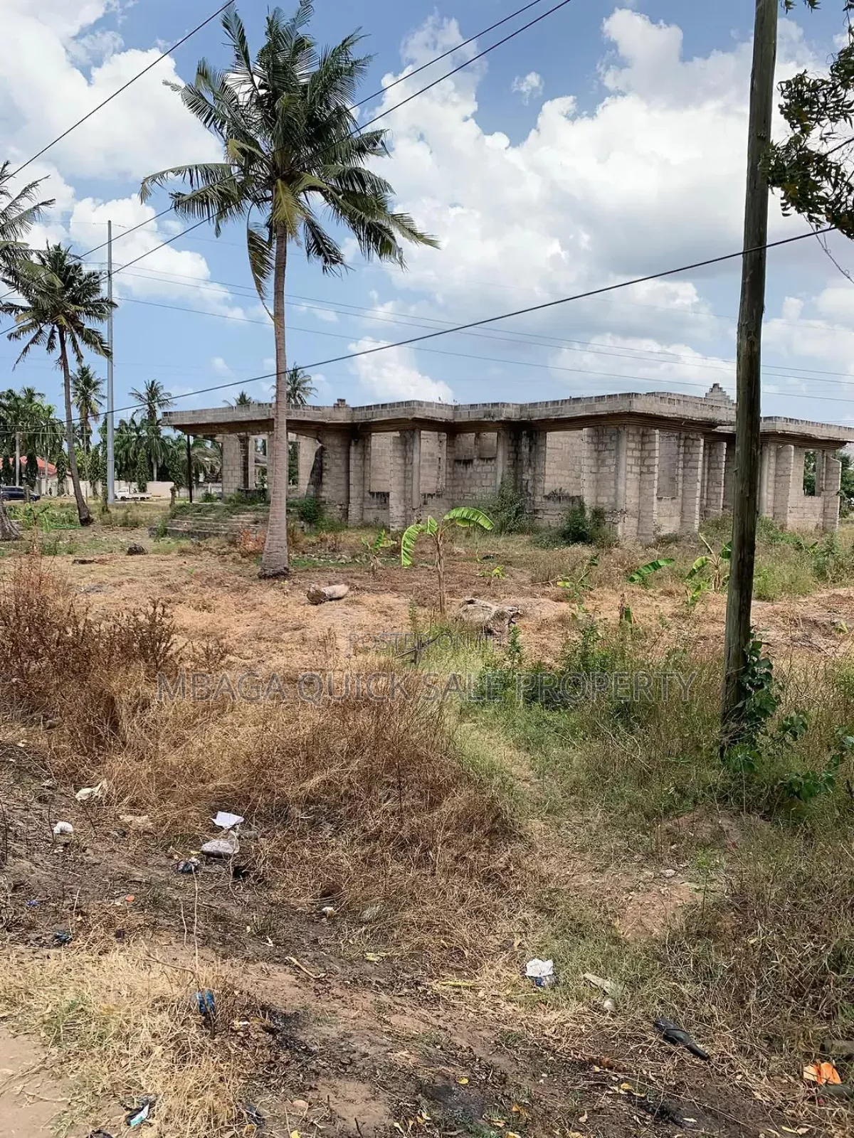 Plot Area SQM 1995 for Sale at Tegeta Nyuki in Bunju