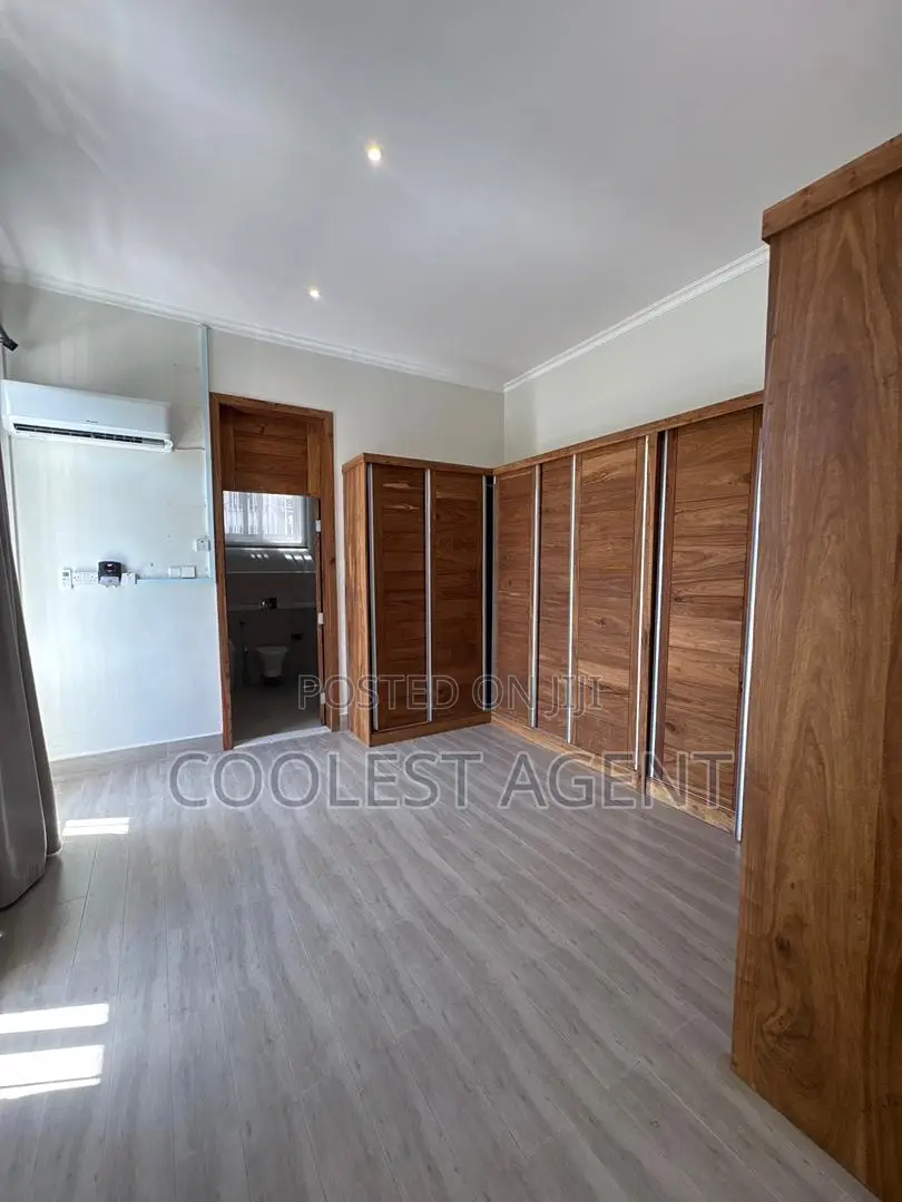 4bdrm Bungalow in Coolest Estate, Masaki for rent in Masaki