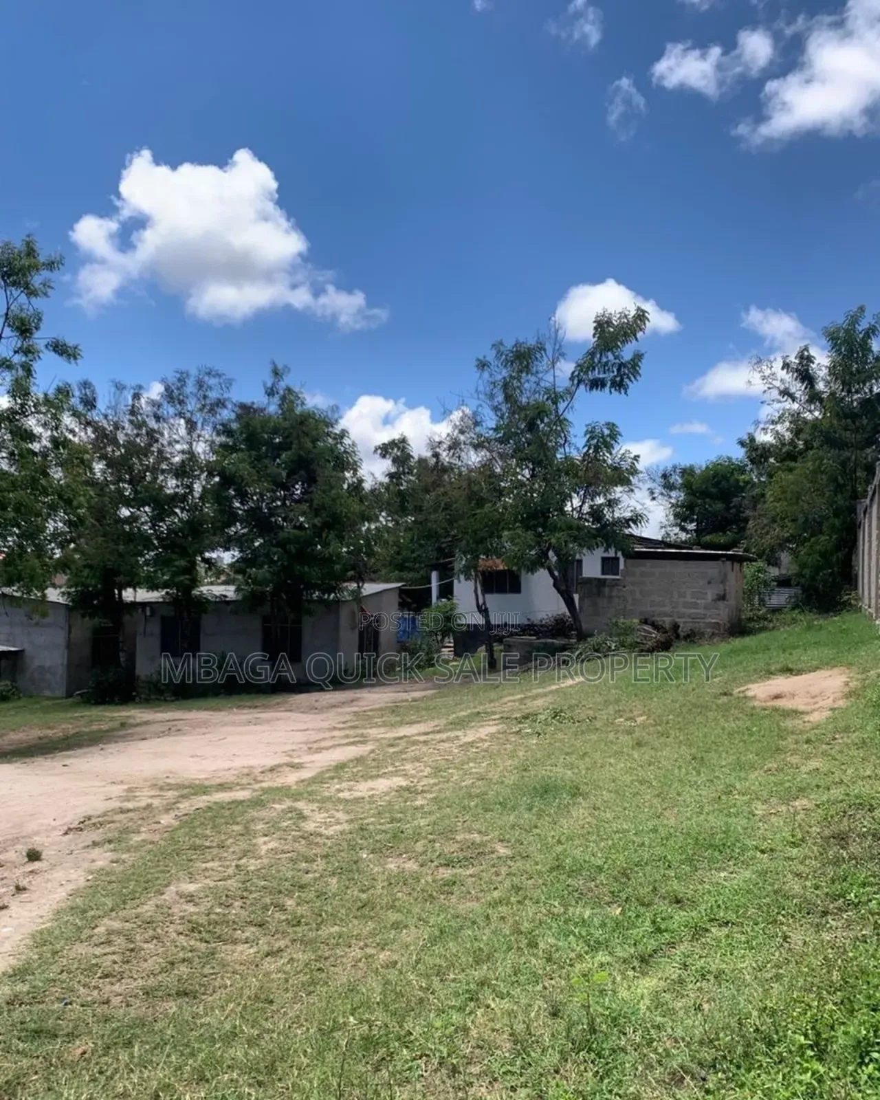 Plot Area Size SQM 1000 for Sale at Mbezi Beach Juu in Mbezi Beach