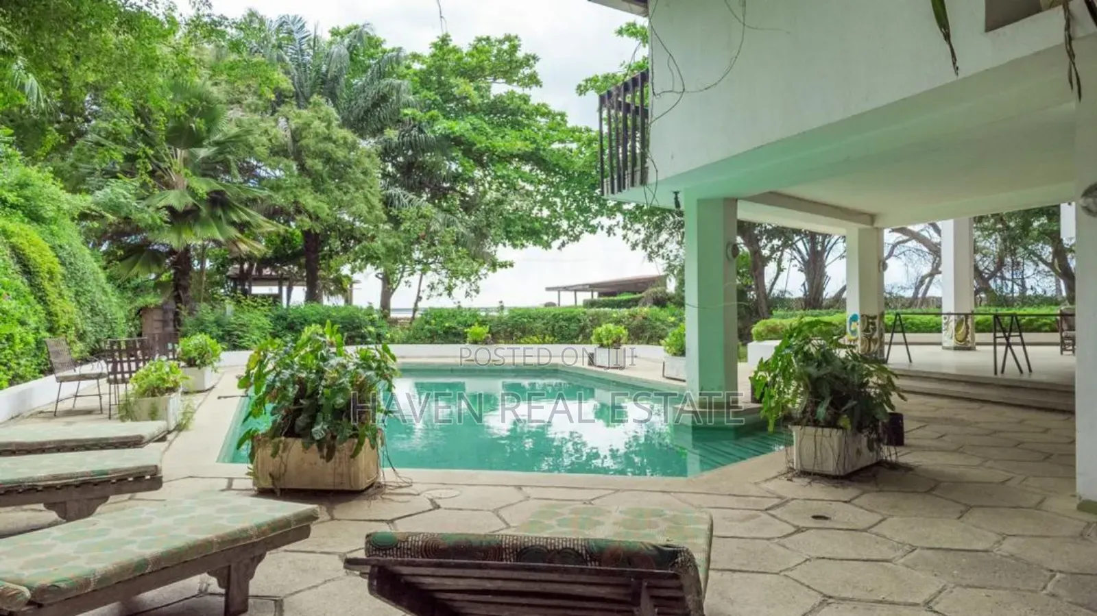 Furnished 5bdrm House in Msasani for sale in Msasani