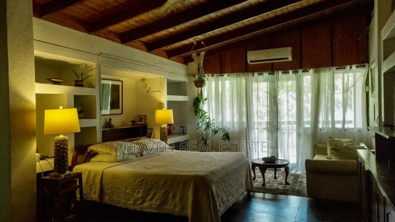 Furnished 5bdrm House in Msasani for sale in Msasani