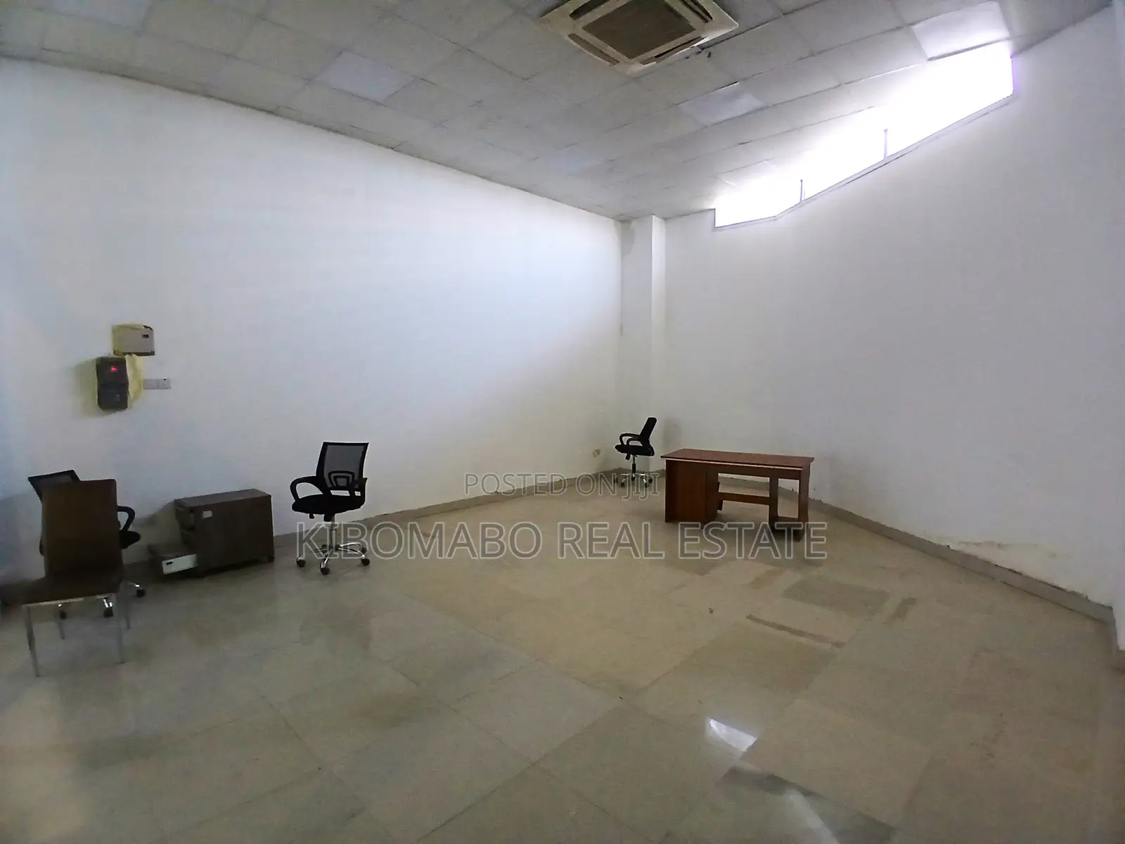 150, 200 300 SQM Office Space Rental - Nyerere Rd || Ilala || CBD in Gerezani
