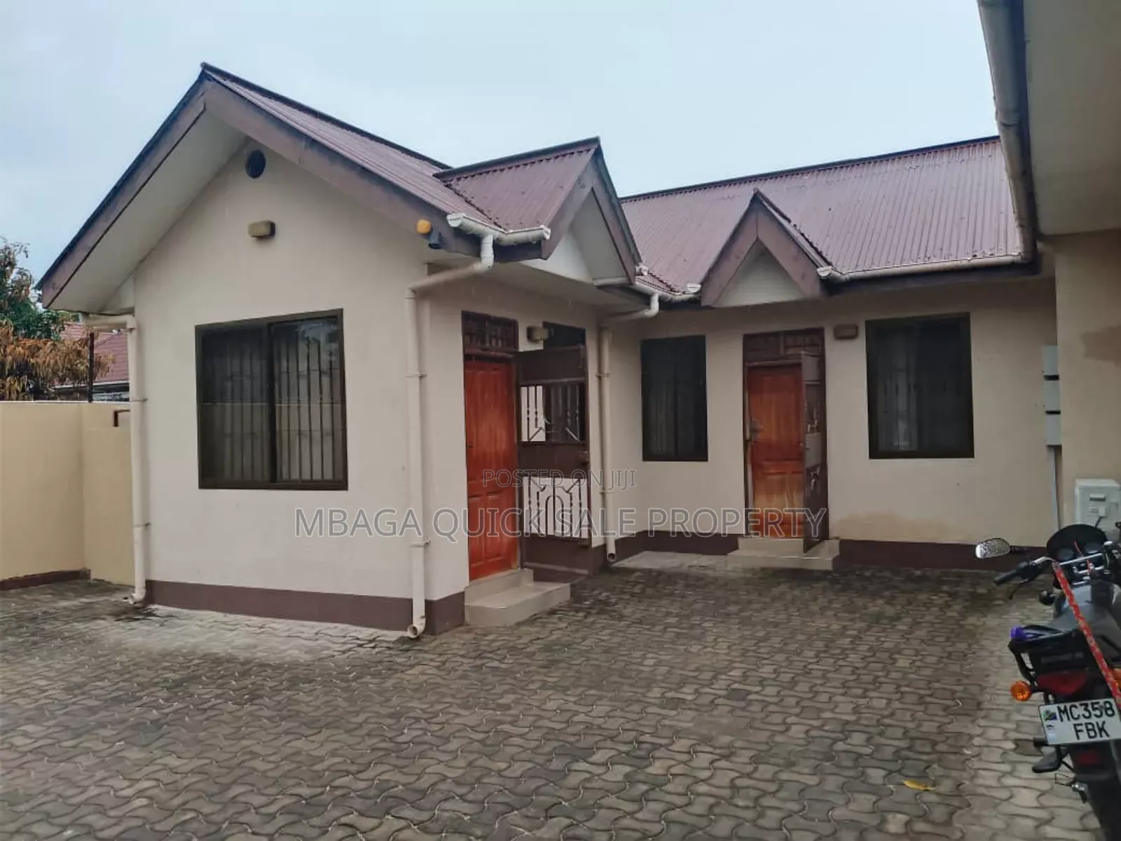 4 Bed Room House for Sale at Tabata Kisukuru in Tabata