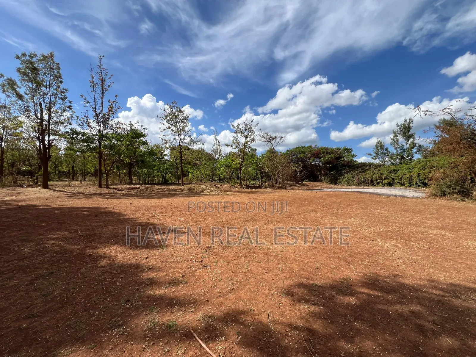 4.9acres Limegusa Barabara Ya Maliasili Inauzwa Karatu-Mjini in Moshi Urban