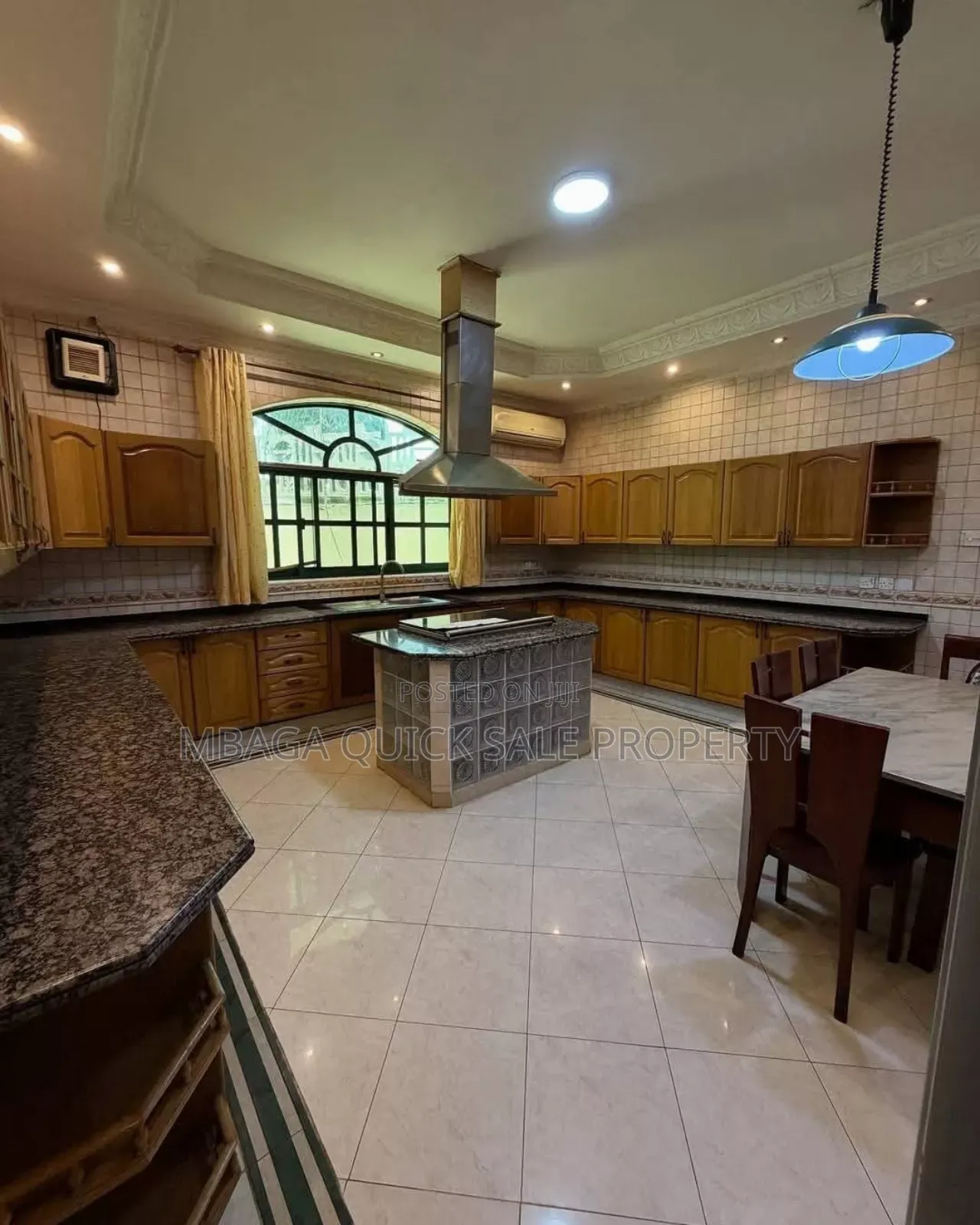 4bdrm House in Oyster Bay for rent in Oyster Bay