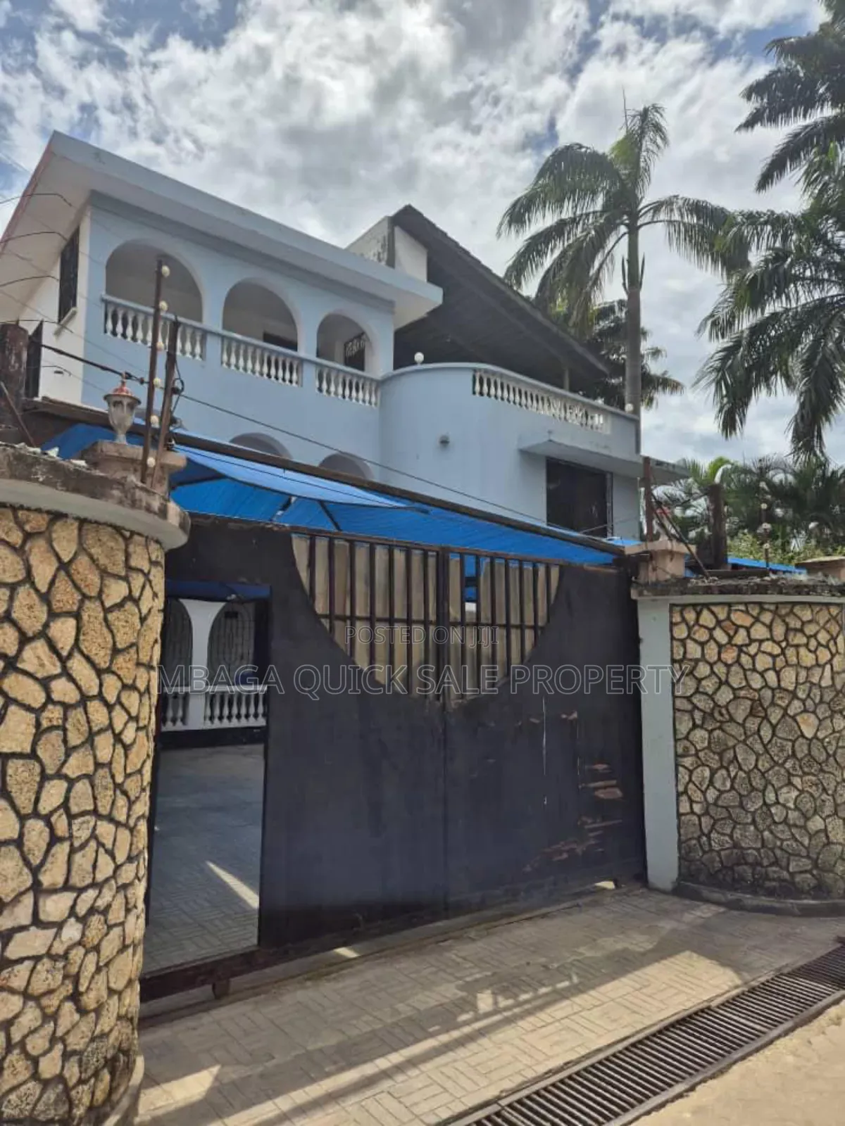 5bdrm House in Msasani for sale in Msasani