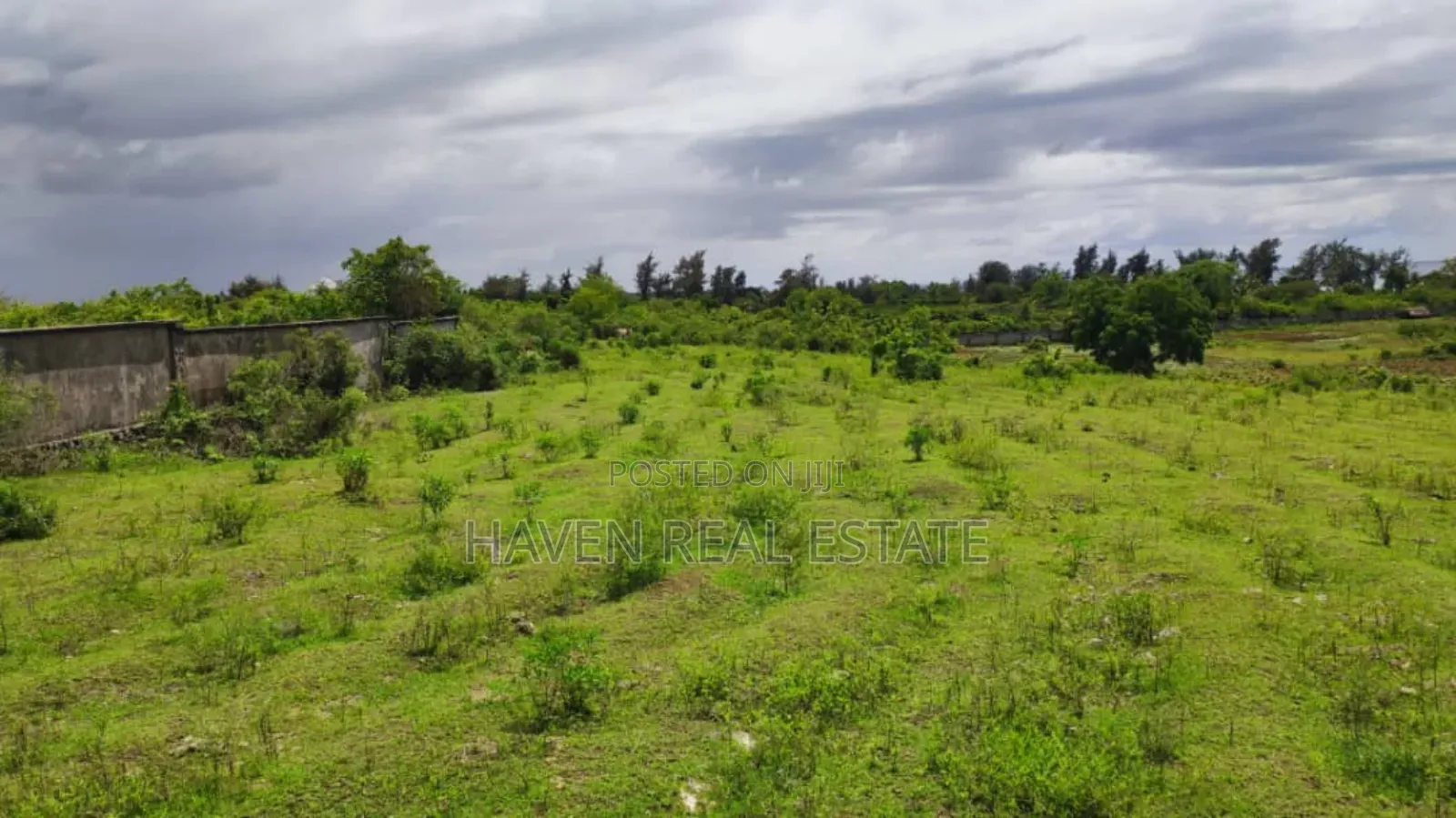 Beach Plot for Sale at Pemba in Pemba