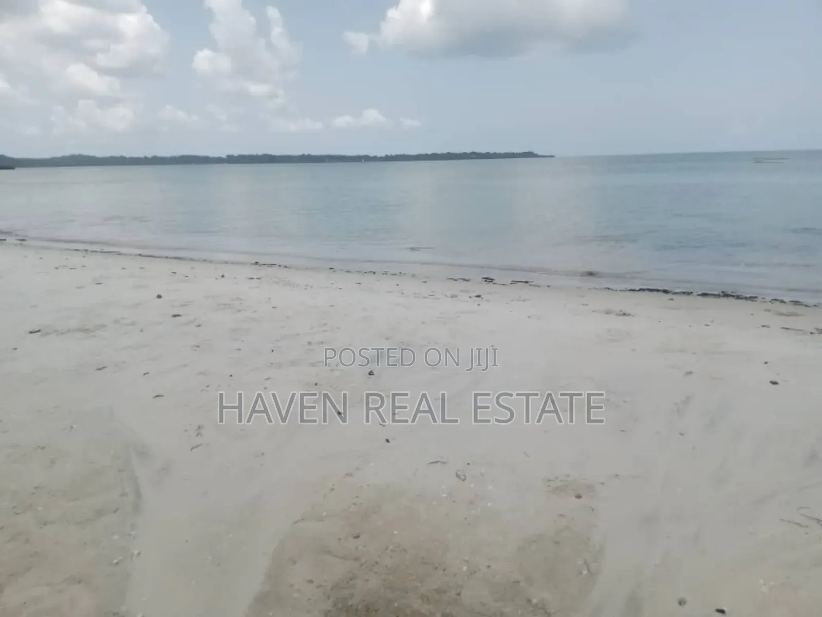 Beach Plot for Sale at Pemba in Pemba