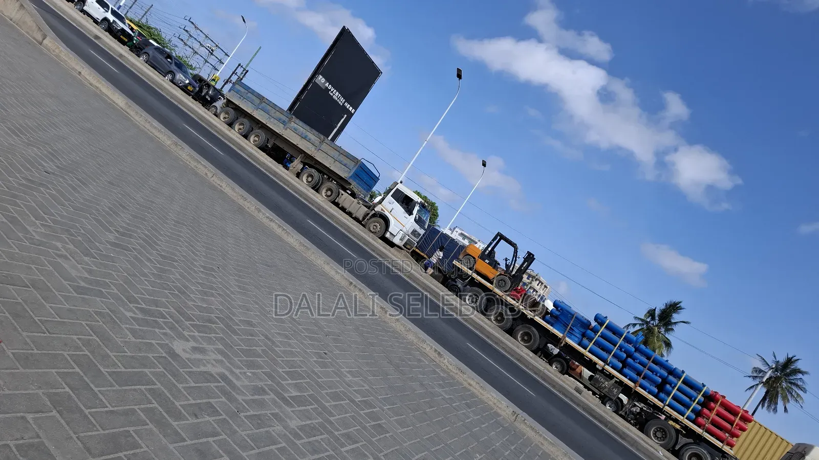 Plot 4 Investment Yard Factory It Look at Tarmac Main Road in Kinondoni