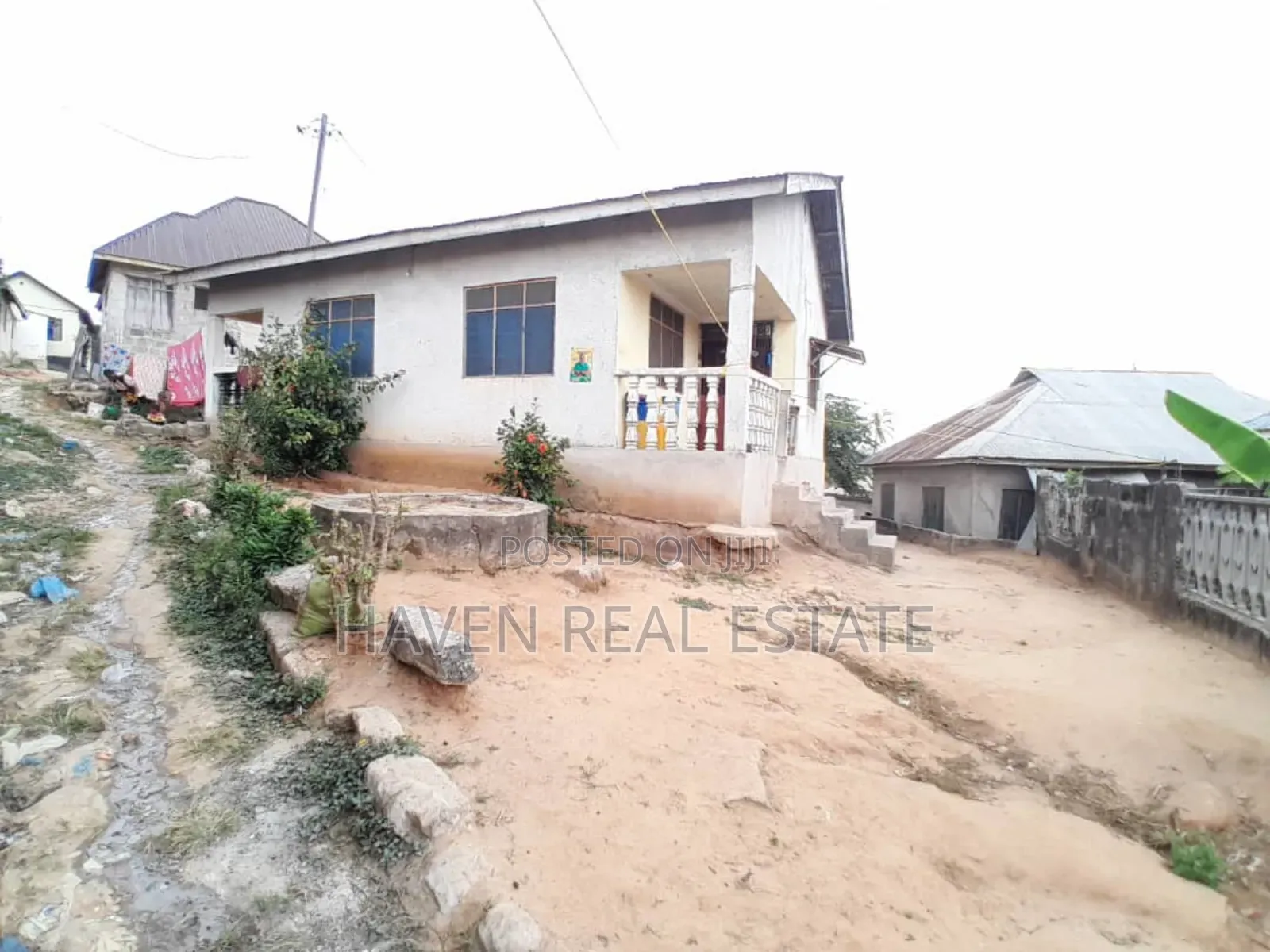 3bdrm House in Mbezi for sale in Mbezi